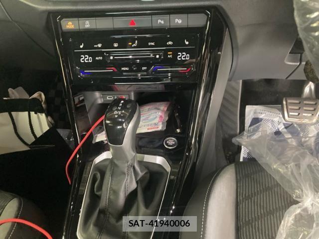 VolksWagen T-ROC 2023-12 8439115-12