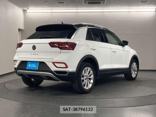 VolksWagen T-ROC 2024-03 8528258-5