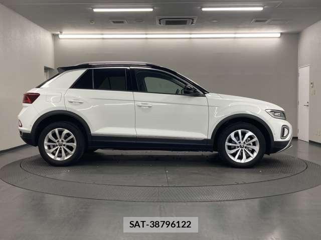 VolksWagen T-ROC 2024-03 8528258-6