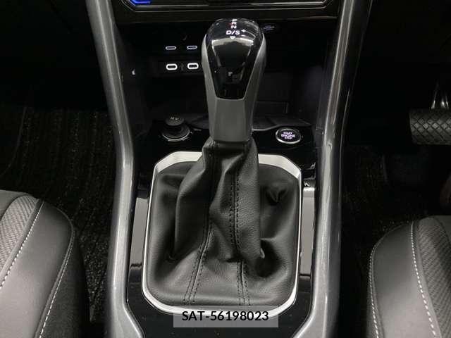 VolksWagen T-ROC 2023-12 8528256-24