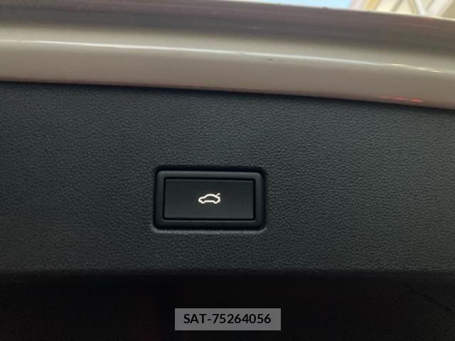 VolksWagen T-ROC 2023-02 8564122-24