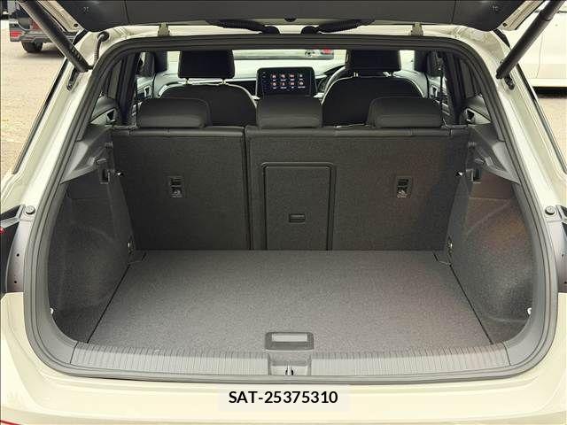 VolksWagen T-ROC 2024-02 8686941-10