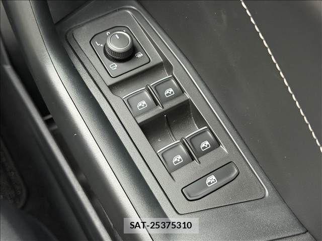 VolksWagen T-ROC 2024-02 8686941-26
