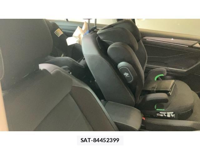 VolksWagen T-ROC 2023-04 8797947-12