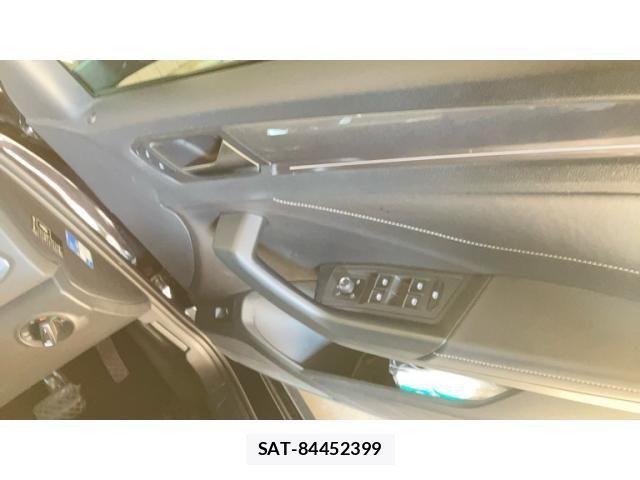 VolksWagen T-ROC 2023-04 8797947-14
