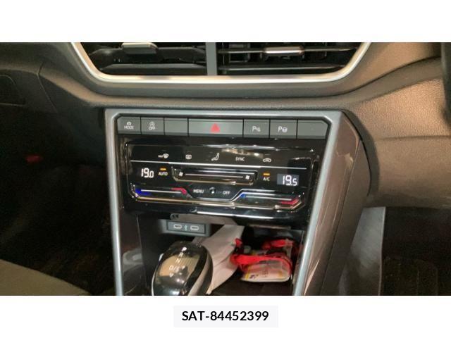 VolksWagen T-ROC 2023-04 8797947-15