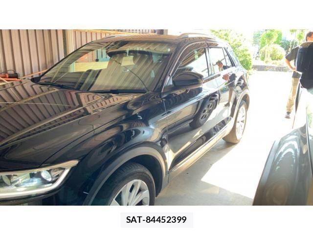 VolksWagen T-ROC 2023-04 8797947-5