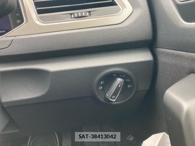 VolksWagen T-ROC 2021-03 8872412-24