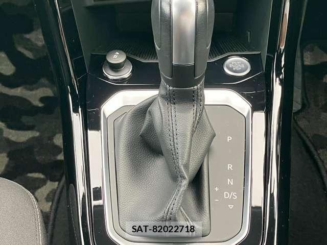 VolksWagen T-ROC 2022-02 8883008-24