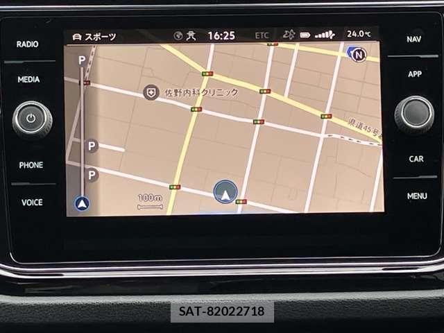 VolksWagen T-ROC 2022-02 8883008-28