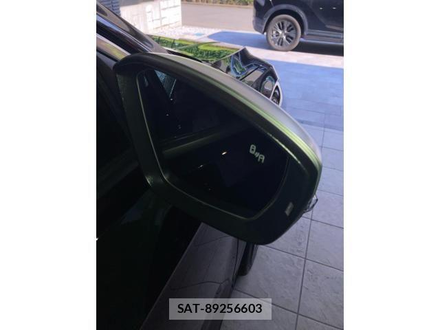 VolksWagen T-ROC 2022-10 7510473-18