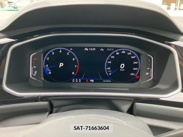 VolksWagen T-ROC 2022-10 8564124-18