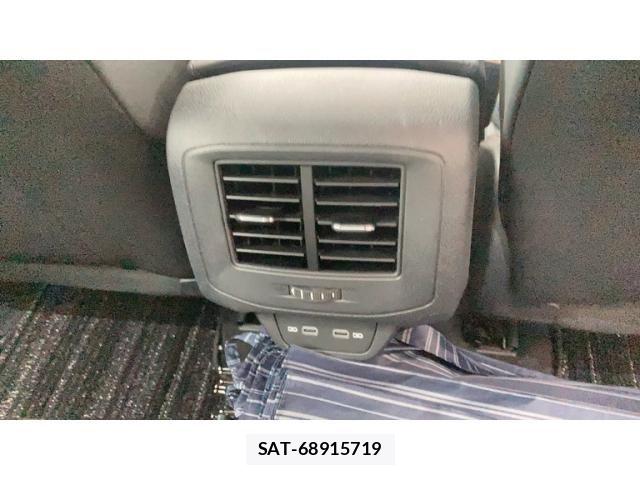 VolksWagen T-ROC 2024-12 8746899-14
