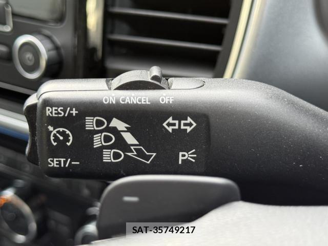 VolksWagen THE BEETLE 2012-05 855393-14