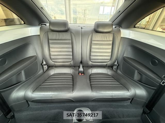 VolksWagen THE BEETLE 2012-05 855393-25