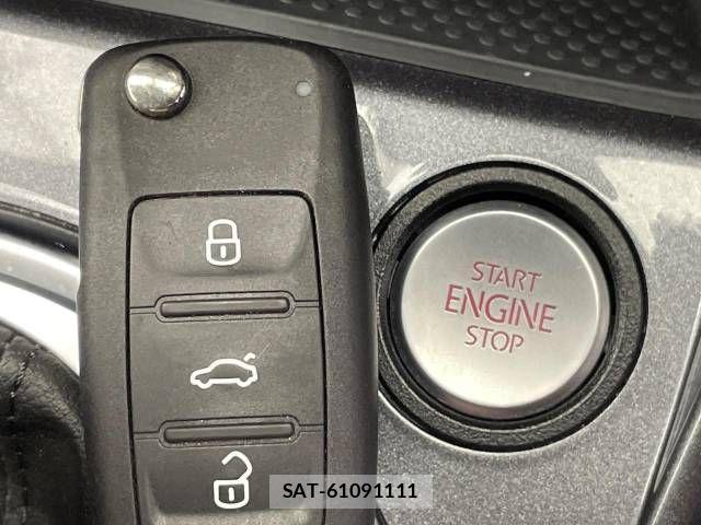 VolksWagen THE BEETLE 2018-04 890397-5