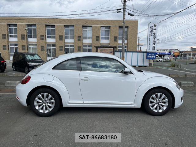 VolksWagen THE BEETLE 2015-04 2101461-4