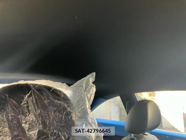 VolksWagen THE BEETLE 2012-07 2318946-16