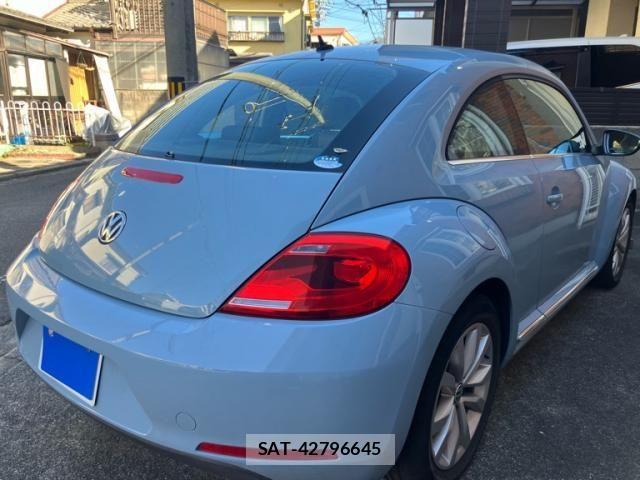VolksWagen THE BEETLE 2012-07 2318946-4