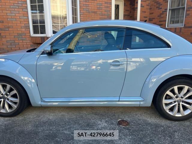 VolksWagen THE BEETLE 2012-07 2318946-6