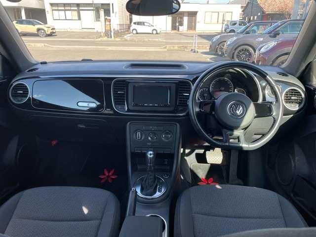 VolksWagen THE BEETLE 2012-11 3687840-8