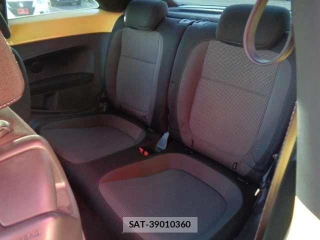 VolksWagen THE BEETLE 2015-08 4604632-10