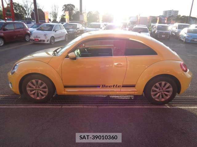 VolksWagen THE BEETLE 2015-08 4604632-3