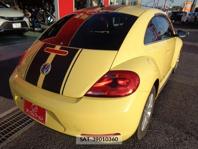 VolksWagen THE BEETLE 2015-08 4604632-7