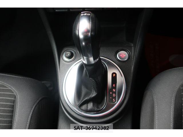 VolksWagen THE BEETLE 2014-08 4994680-25