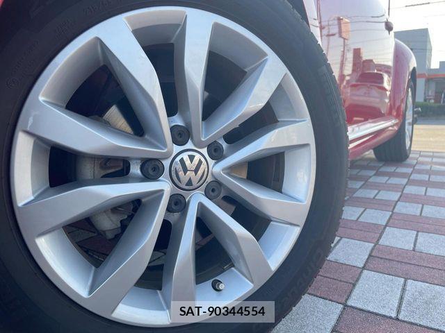 VolksWagen THE BEETLE 2017-11 4994694-12