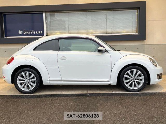VolksWagen THE BEETLE 2015-02 6266405-17