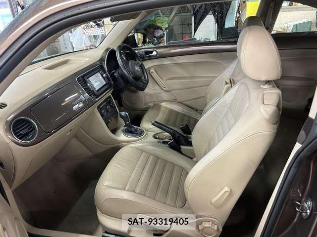 VolksWagen THE BEETLE 2015-04 6277700-16
