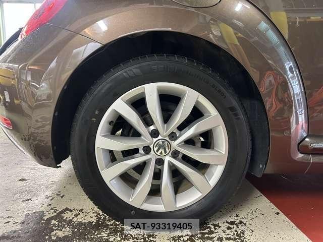 VolksWagen THE BEETLE 2015-04 6277700-5