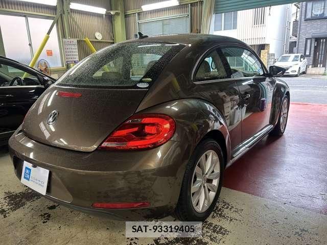 VolksWagen THE BEETLE 2015-04 6277700-7