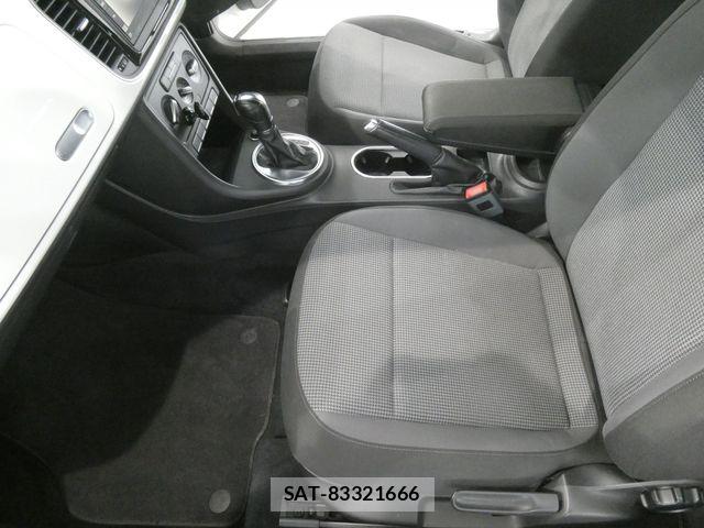 VolksWagen THE BEETLE 2013-04 6678792-16