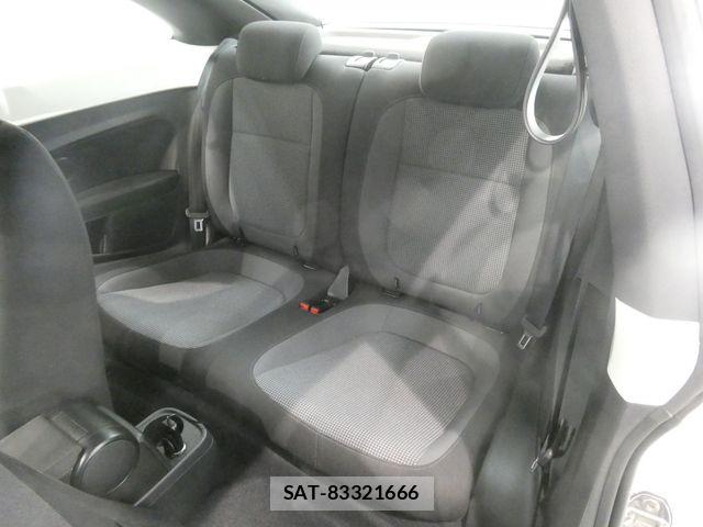VolksWagen THE BEETLE 2013-04 6678792-17