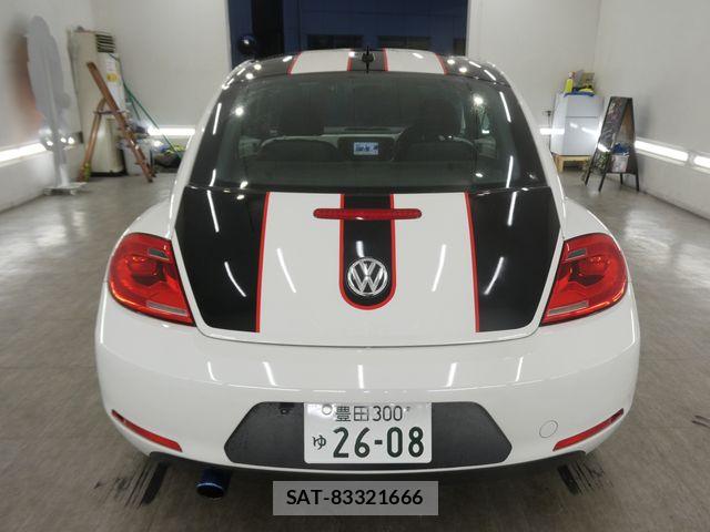 VolksWagen THE BEETLE 2013-04 6678792-4