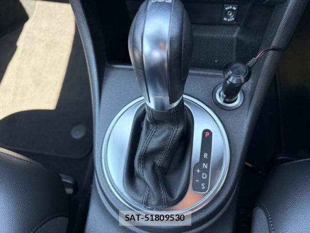 VolksWagen THE BEETLE 2012-09 6915419-13