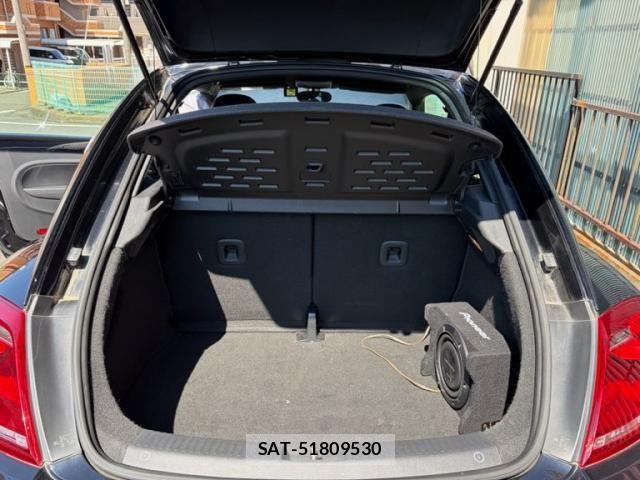VolksWagen THE BEETLE 2012-09 6915419-8