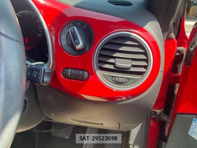 VolksWagen THE BEETLE 2013-03 6999178-15