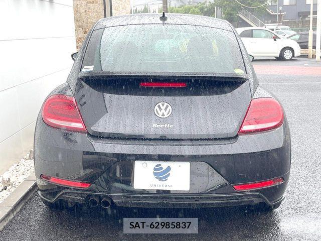 VolksWagen THE BEETLE 2018-07 7061395-15