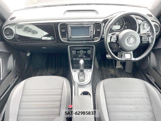 VolksWagen THE BEETLE 2018-07 7061395-1