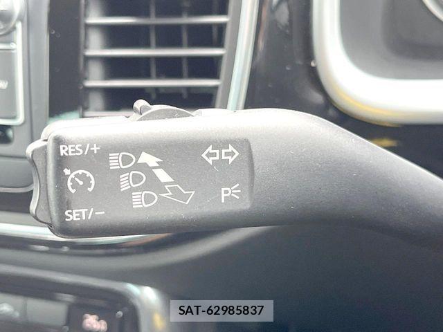 VolksWagen THE BEETLE 2018-07 7061395-6