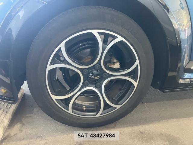 VolksWagen THE BEETLE 2017-06 7061397-12