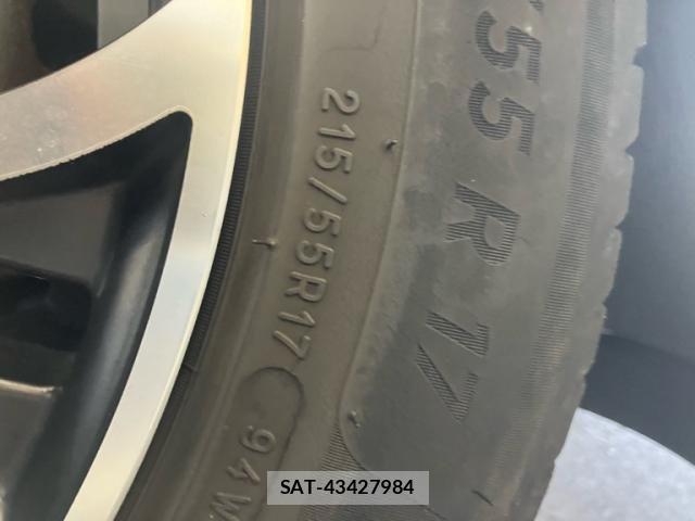 VolksWagen THE BEETLE 2017-06 7061397-13