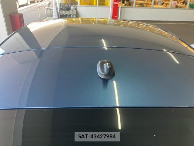 VolksWagen THE BEETLE 2017-06 7061397-6