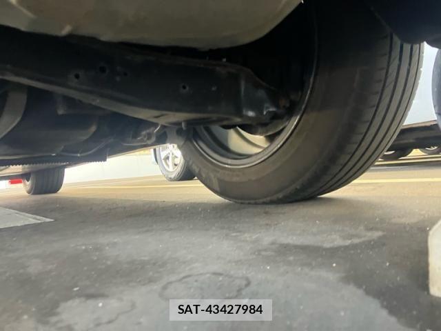 VolksWagen THE BEETLE 2017-06 7061397-8