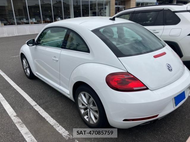 VolksWagen THE BEETLE 2018-05 7227162-4