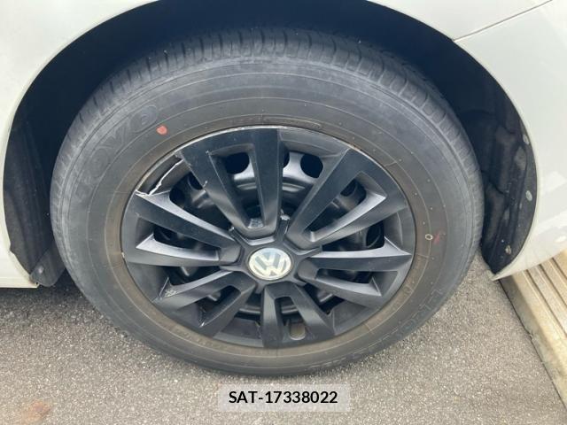 VolksWagen THE BEETLE 2015-09 7331219-6