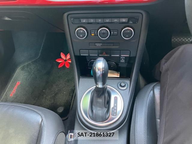 VolksWagen THE BEETLE 2014-01 7360495-17